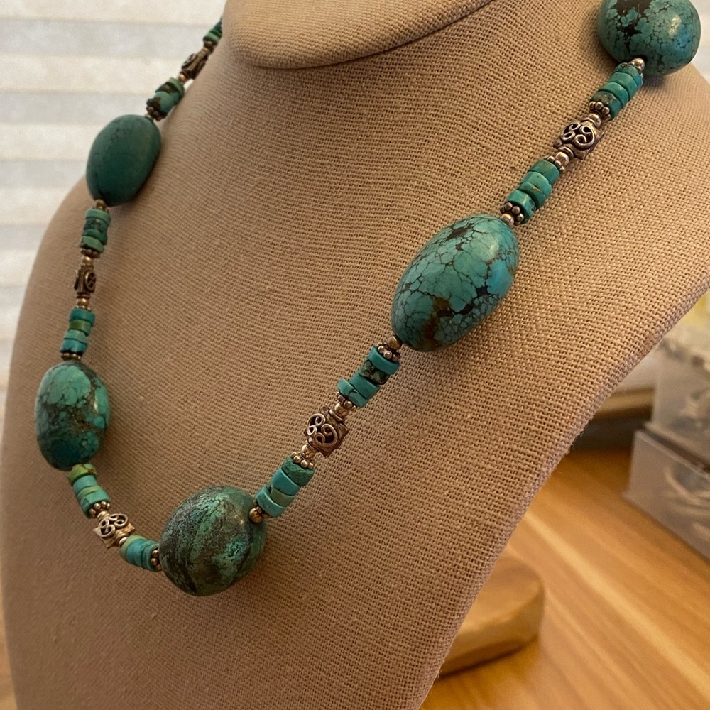 Stunning Vintage Turquoise and 925 silver statement Necklace - Picture 4 of 13